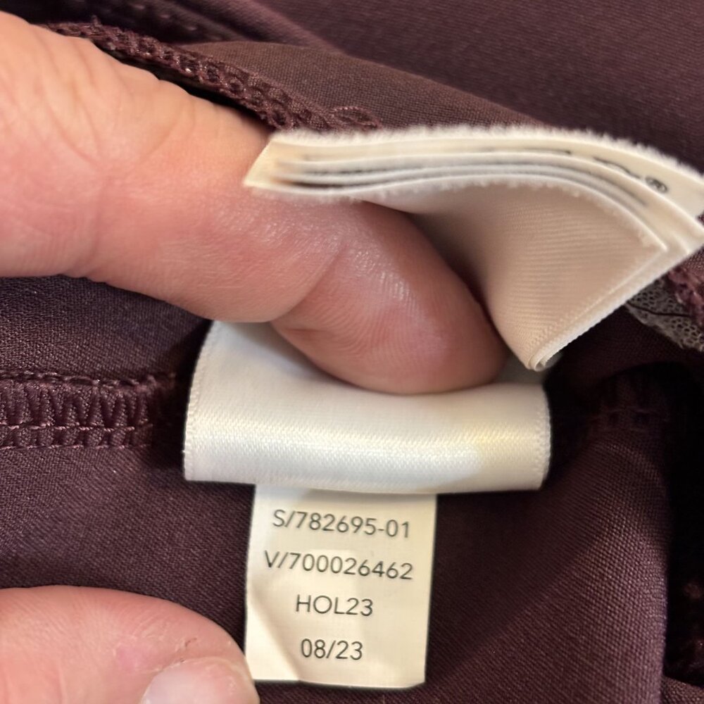 Athleta Endless Satin Side Stripe Spiced Cabernet Burgundy Pants Size 2 - Picture 14 of 14